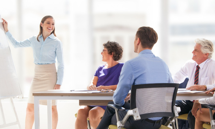 Meghosszabbították a "Munkahelyi képzések támogatása" pályázatot
